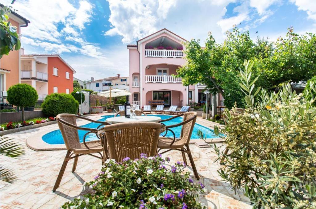 Apartment 1 Paola Krk Town