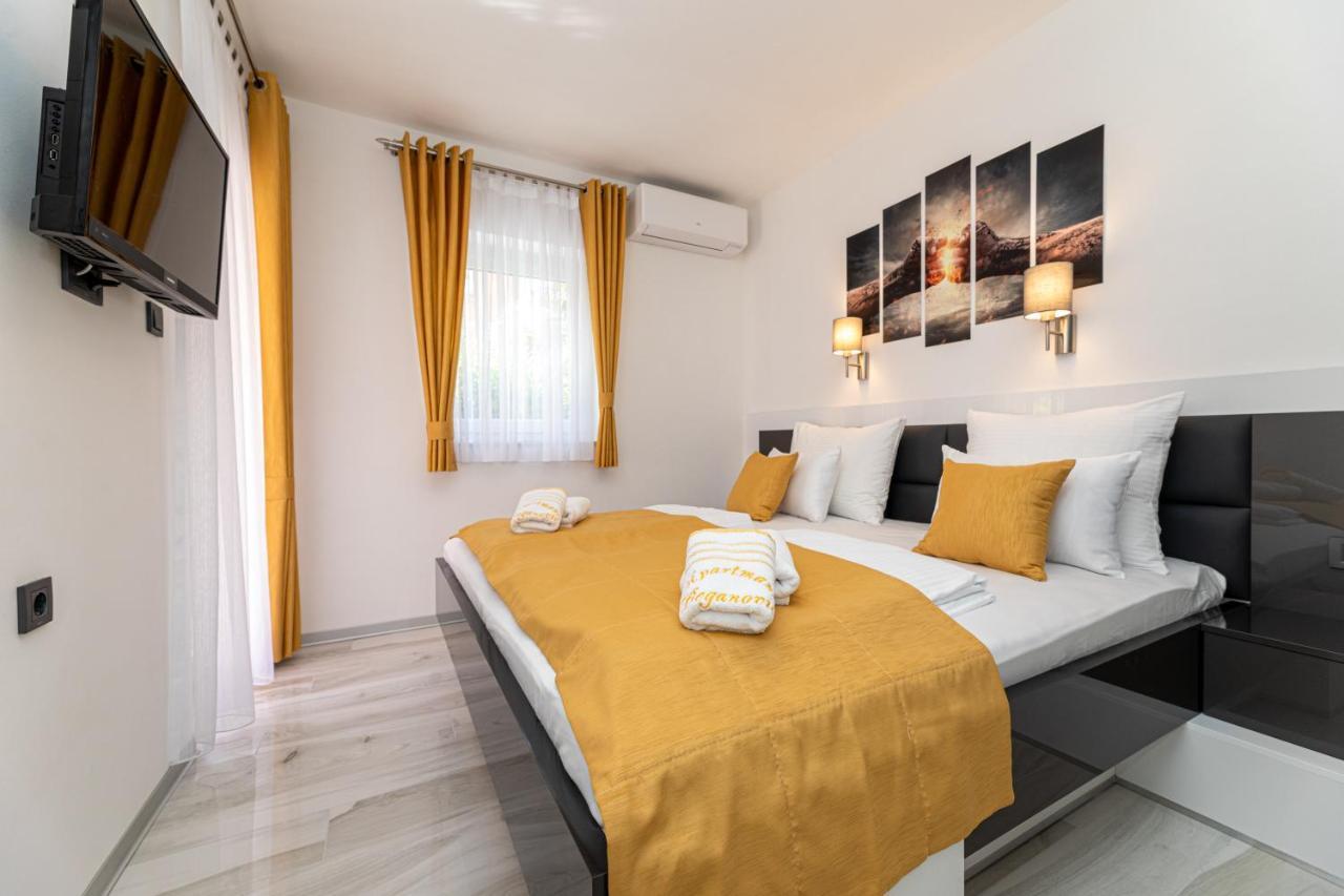 1 Paola Krk Town